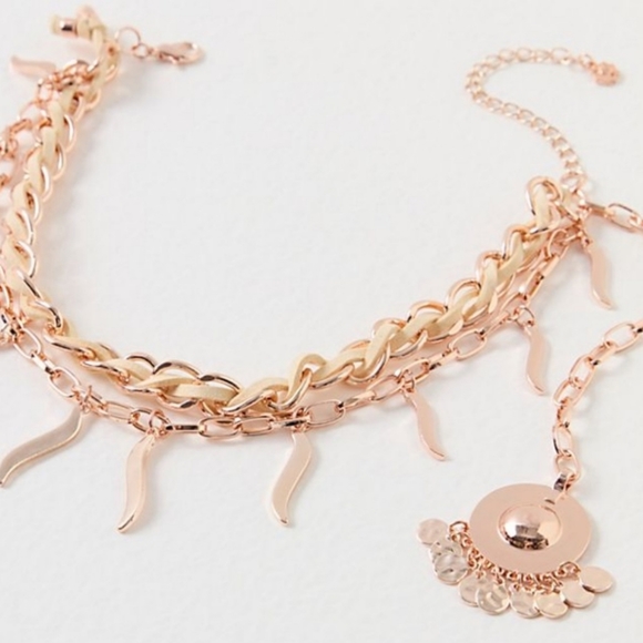 NWT Free People Sid Back Necklace in Rose Gold - Picture 8 of 8